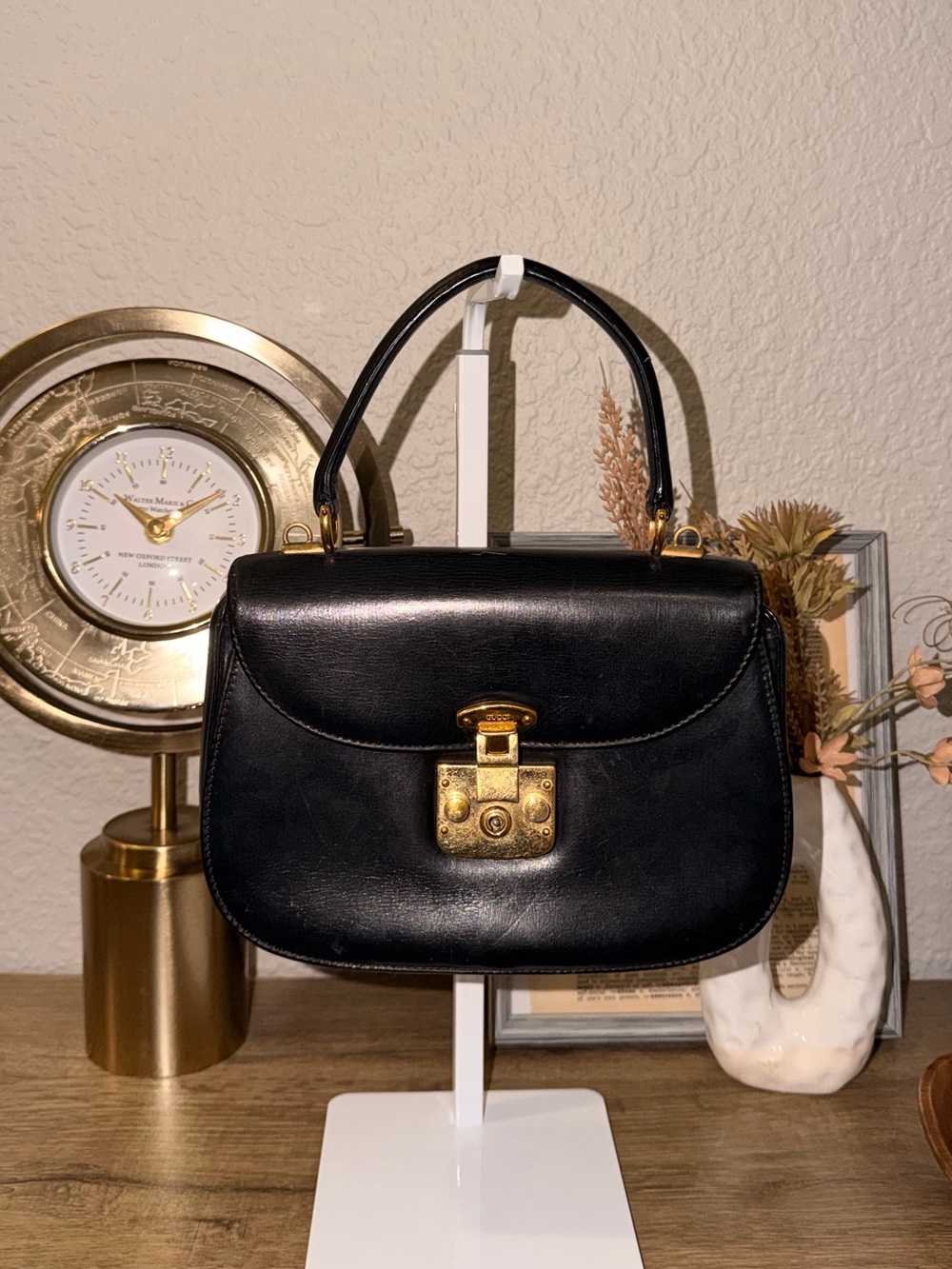 Vintage Gucci S-Lock Handbag in Black Leather